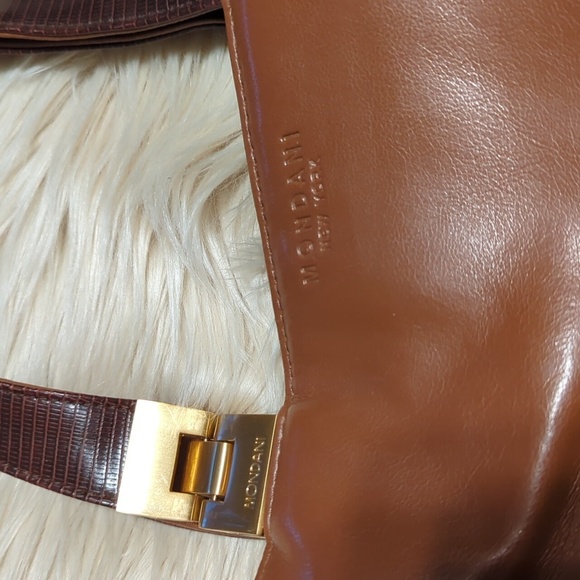 Purse - Picture 2 of 4